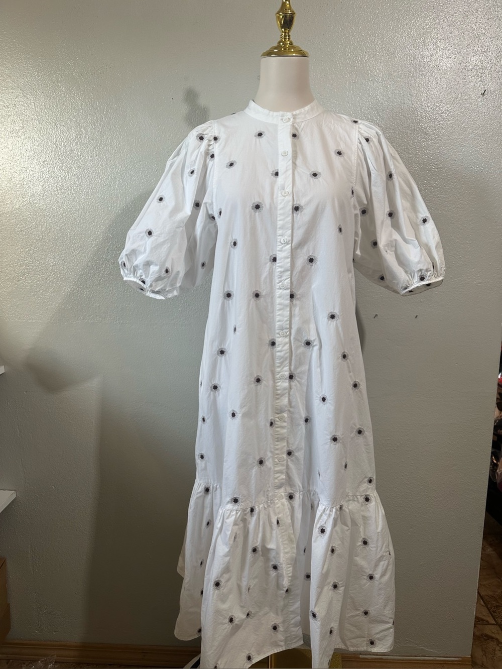 White Embroidered Floral Puff Sleeve Midi Dress Cottagecore Romantic Zara Sz S
